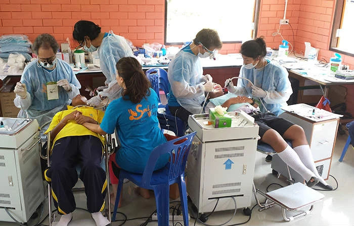 humanitarian-work gallery